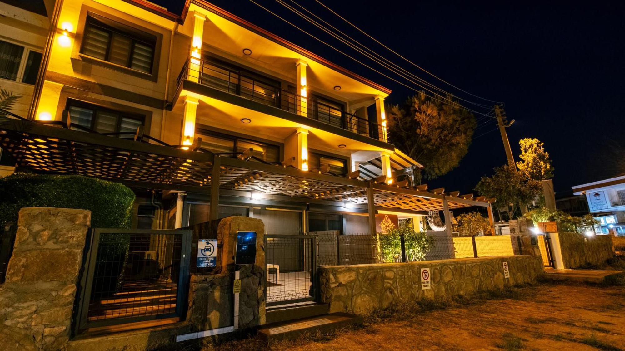 Select Cunda Guest House - Sea View Room With Private Veranda In Cunda Island Ayvalı المظهر الخارجي الصورة